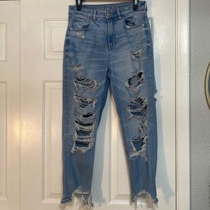 American eagle ripped mom jean
